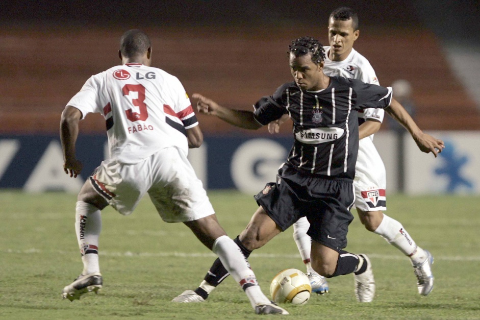 Carlos Alberto era um dos jogadores daquele time do Corinthians
