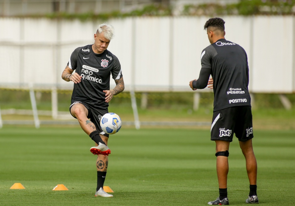 Corinthians conta com Mantuan de volta