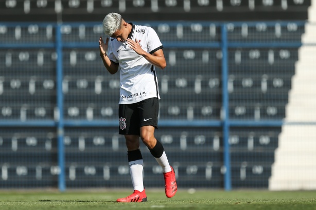 Corinthians perdeu o Sport fora de casa