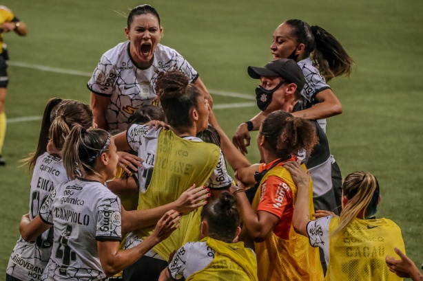 Corinthians venceu o primeiro D�rbi decisivo do Brasileir�o