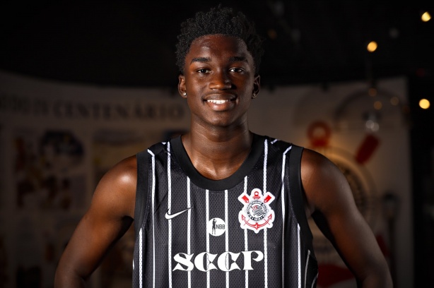 Yan Djalo representa o Corinthians no Quinteto CBC da segunda etapa da LDB