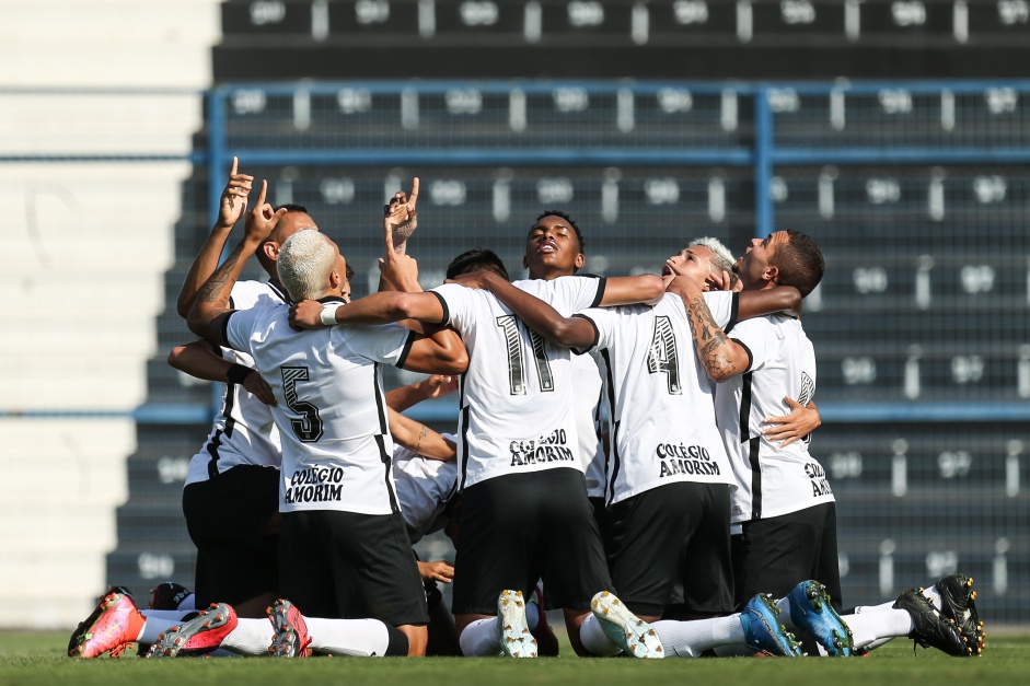 Sub-20 do Corinthians recebe o Santos pelo Brasileiro da categoria