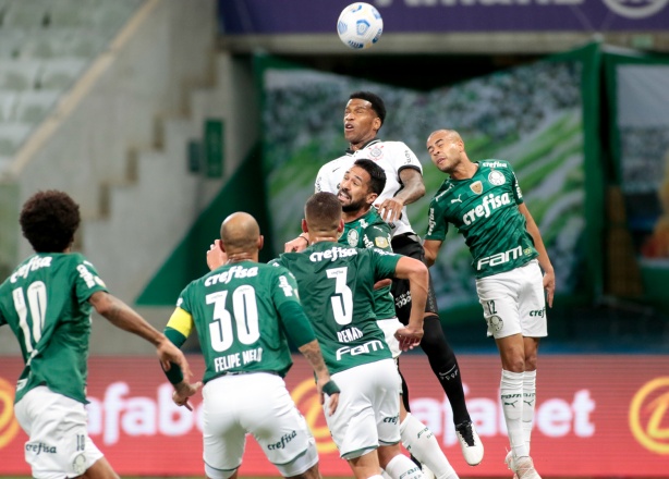 Corinthians e Palmeiras empataram por 1 a 1 no primeiro turno