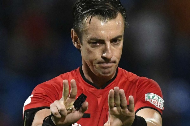 Esta será a terceira vez na temporada que Raphael Claus apita um jogo do Corinthians