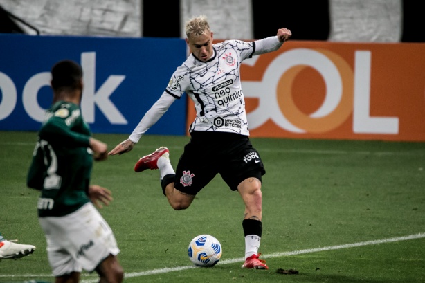 Róger Guedes foi o nome da noite do Corinthians