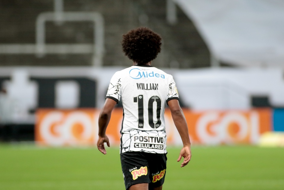 Willian deve ser titular no Drbi deste sbado