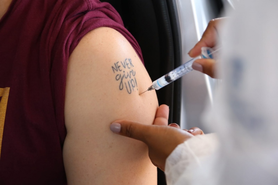 Campanha de vacinao contra Covid-19 segue na Neo Qumica Arena