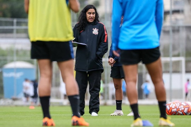 Djara Fortes é a psicóloga da equipe feminina do Corinthians