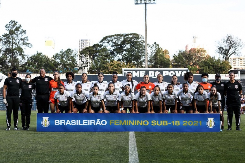 Após conquistar o Brasileirão Sub-16, a base feminina do Corinthians busca o título do Brasileiro Sub-18