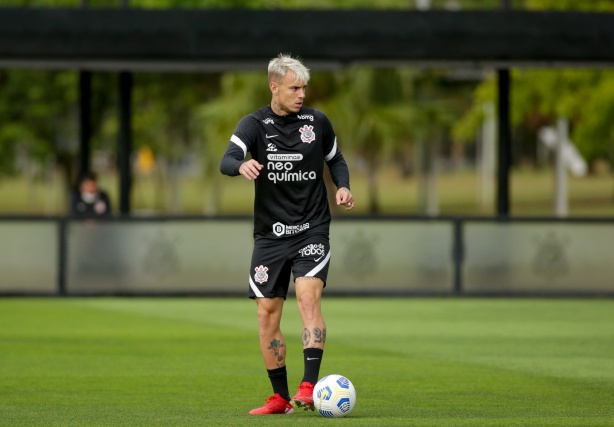 [OPINIÃO] Corinthians fala em contratar um 9 e ainda está pagando o Jô