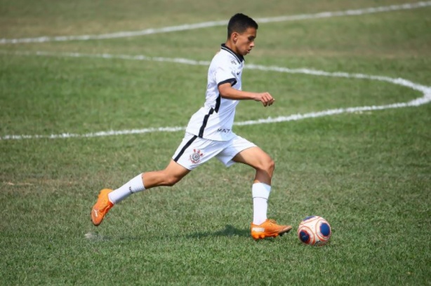 Corinthians empatou com o Rio Branco pelo Paulistão Sub-15 neste domingo