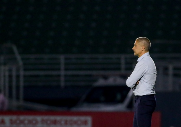Sylvinho ter� menor tempo de treino e descanso para preparar o Corinthians para os jogos do m�s de outubro