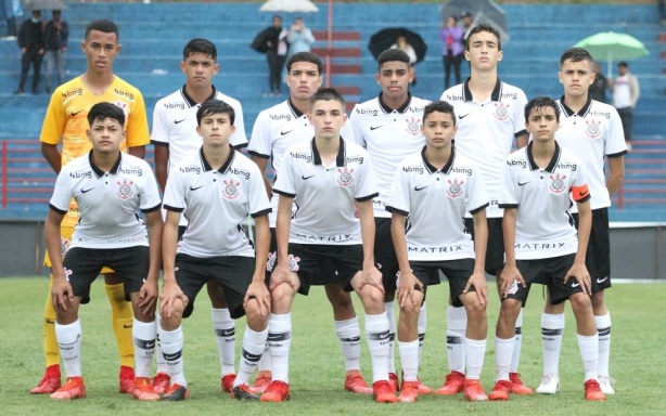 Categoria pré-mirim do Corinthians supera o Guarulhos pela 9ª