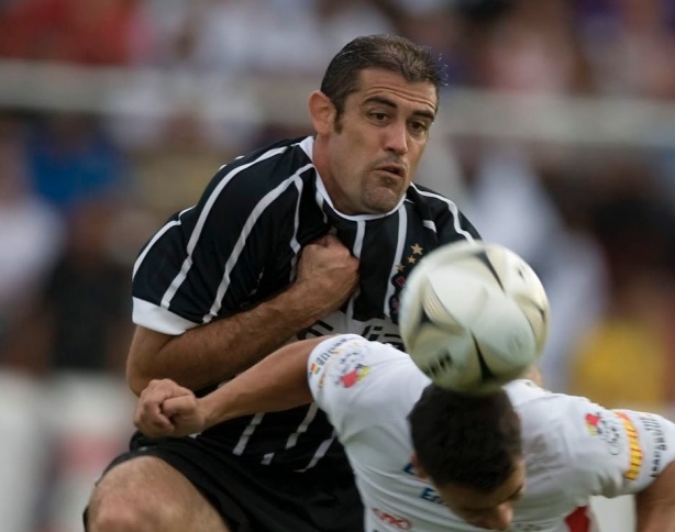 Finazzi terminou o Brasileir�o de 2007 como o artilheiro do Corinthians