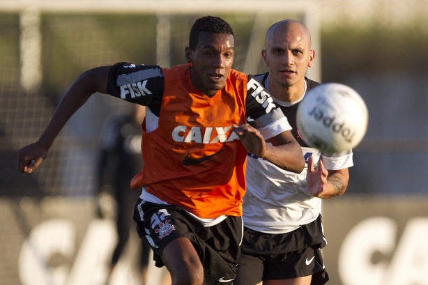 F�bio Santos e Eden�lson foram companheiros de Corinthians por tr�s temporadas