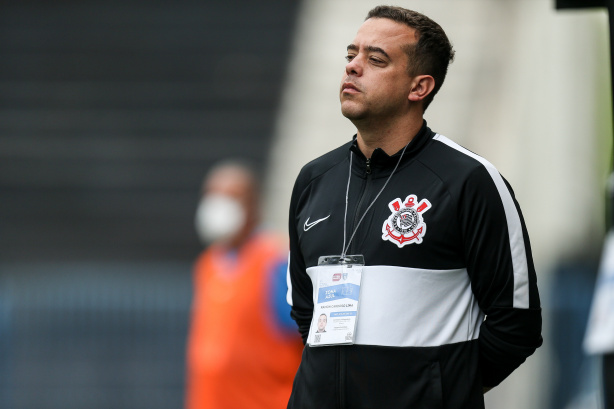 Ramon Lima comandou o time do Corinthians Sub-15 na BH Cup