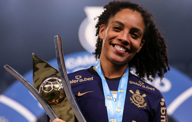 Yasmim tem vínculo com o Corinthians até o final de 2022