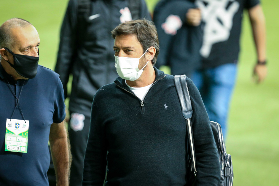 Duilio falou sobre as movimentaes do Corinthians para contrataes e vendas de jogadores
