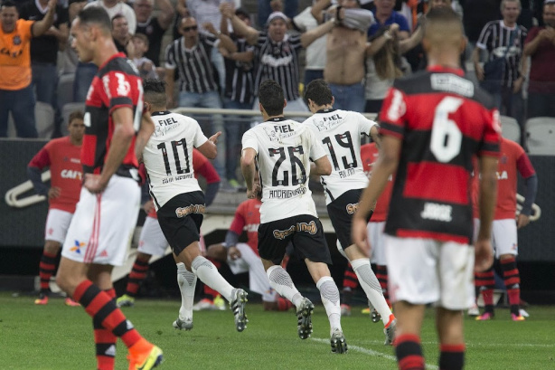 Em 2016, Romero, Guilherme e Rildo marcaram contra o Flamengo, pelo Brasileiro