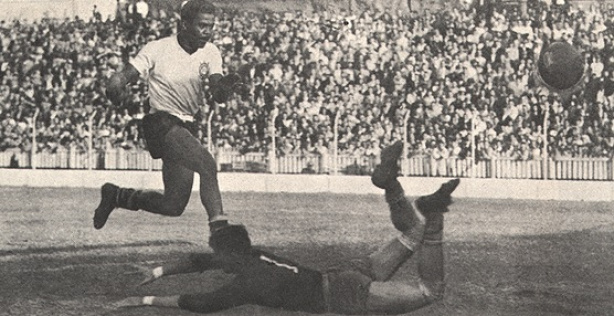 Baltazar estreou na rede advers�ria no dia 18 de novembro de 1945