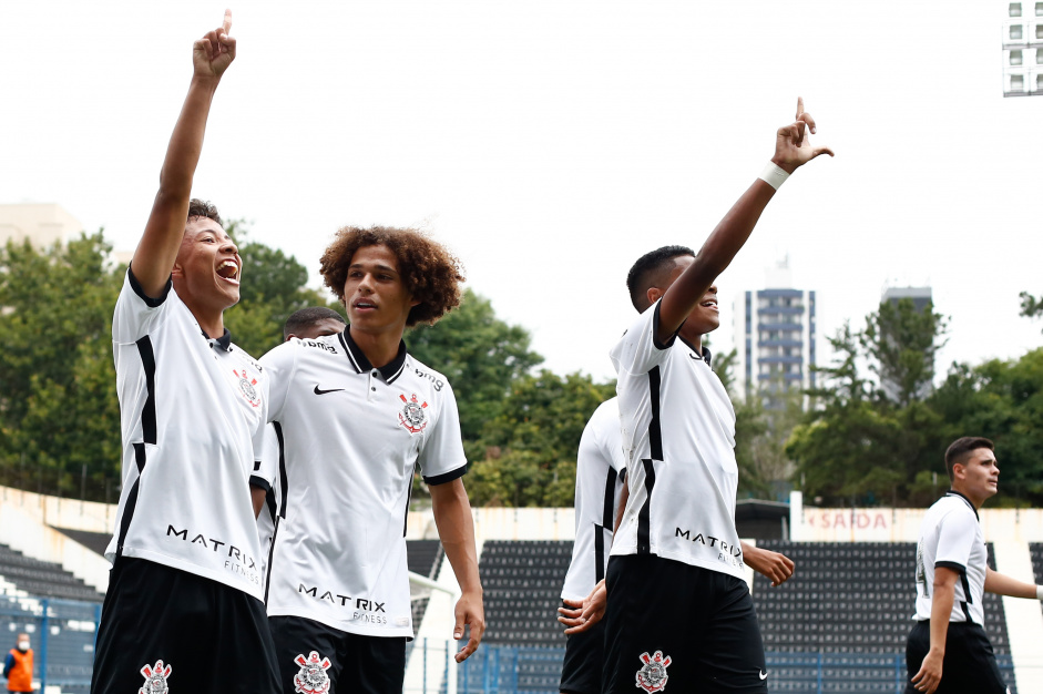 Corinthians ainda no garantiu vaga nas quartas de final do Paulista Sub-17