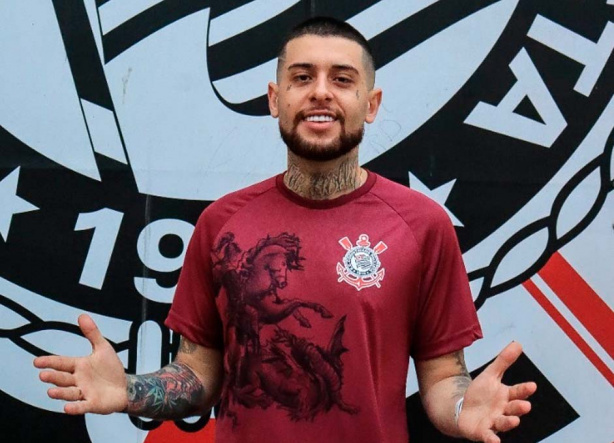 MC Hollywood é corinthiano fanático e falou ao Meu Timão