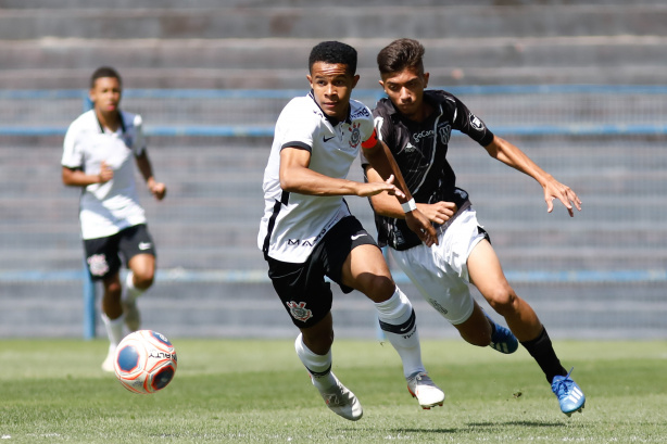 Sub-15 do Corinthians foi eliminado do Campeonato Paulista neste s�bado