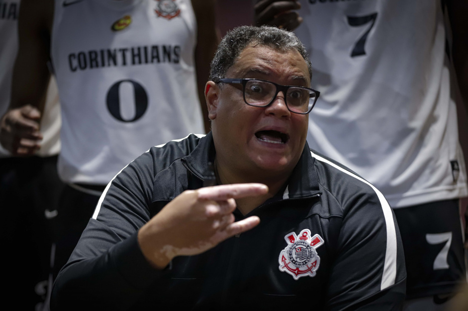 Corinthians viu a sua sequência positiva ser quebrada contra o Pato