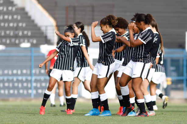 São Paulo vence o Corinthians em estreia no Paulista Feminino Sub