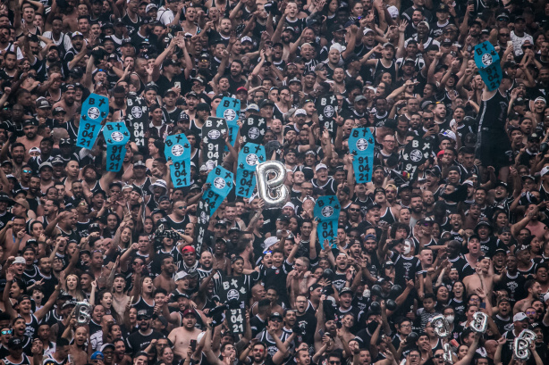 Está jogando muito, é querido pela torcida do Grêmio e agora interessa ao  Corinthians