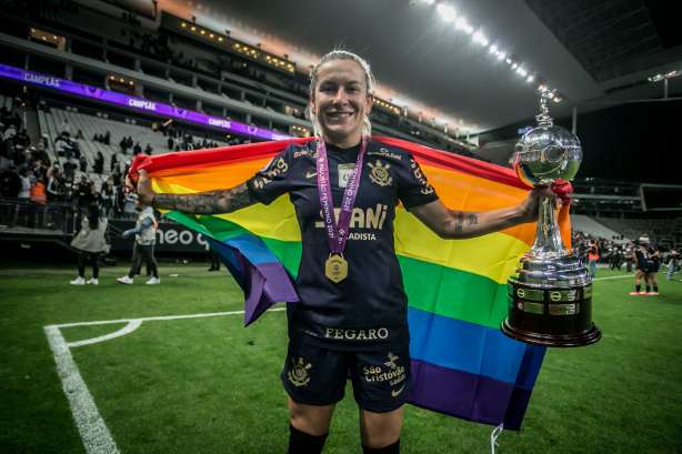 Meu Timão on X: Sport Club Corinthians Paulista, tricampeão brasileiro de futebol  feminino.  / X