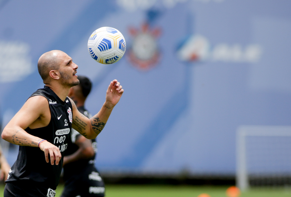 Jogador do Corinthians, Fábio Santos foi o maior passador do Campeonato Brasileiro de 2021