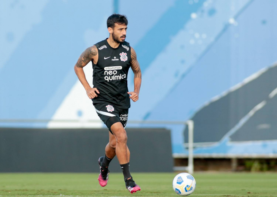 Camacho ficou sob contrato com o Corinthians por cinco anos