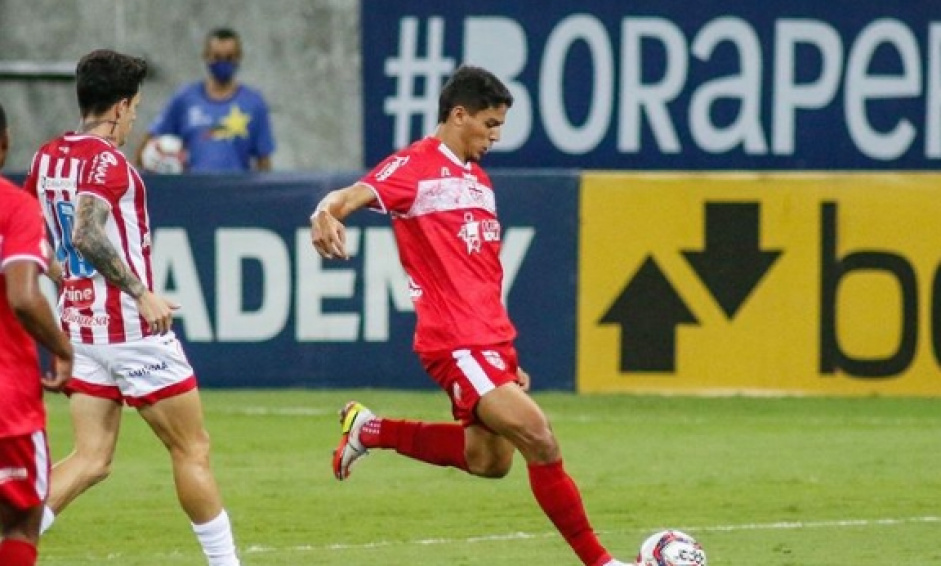 Com vínculo com o Corinthians até fevereiro de 2024, Caetano deve reforçar o Goiás por empréstimo na próxima temporada
