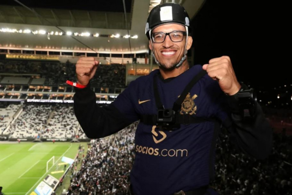 camiseta charles do bronx