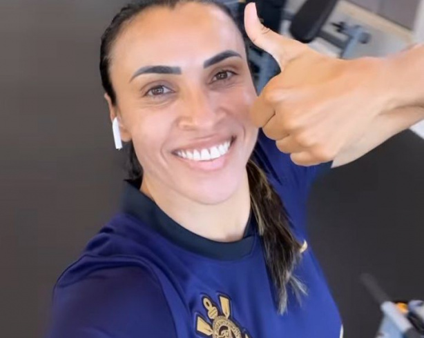 Marta postou foto com a camisa do Corinthians na v�spera de Natal e foi um dos pedidos da Fiel