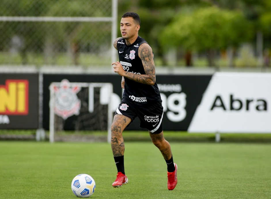 Thiaguinho tem 24 anos e o ltimo jogo como profissional do Corinthians foi em 2019