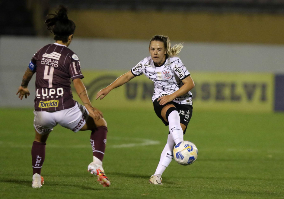 Andressinha (#20 Corinthians) during the Campeonato Brasileiro