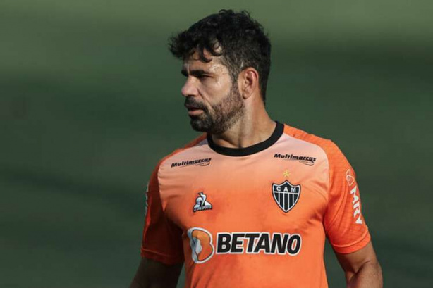 Centroavante pode negociar um novo contrato com outro clube brasileiro ou do exterior