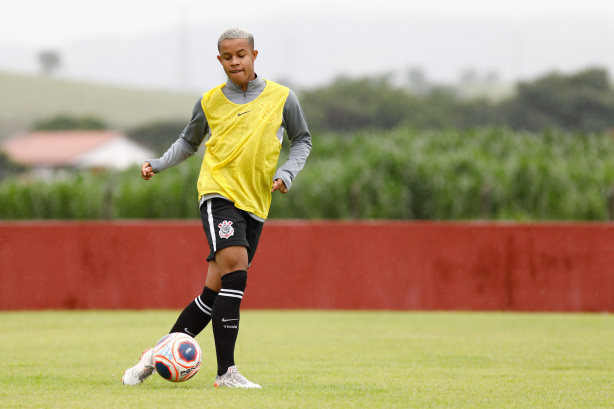 Joia 2023: aos 16 anos, Pedro se destaca no Corinthians e pode ser