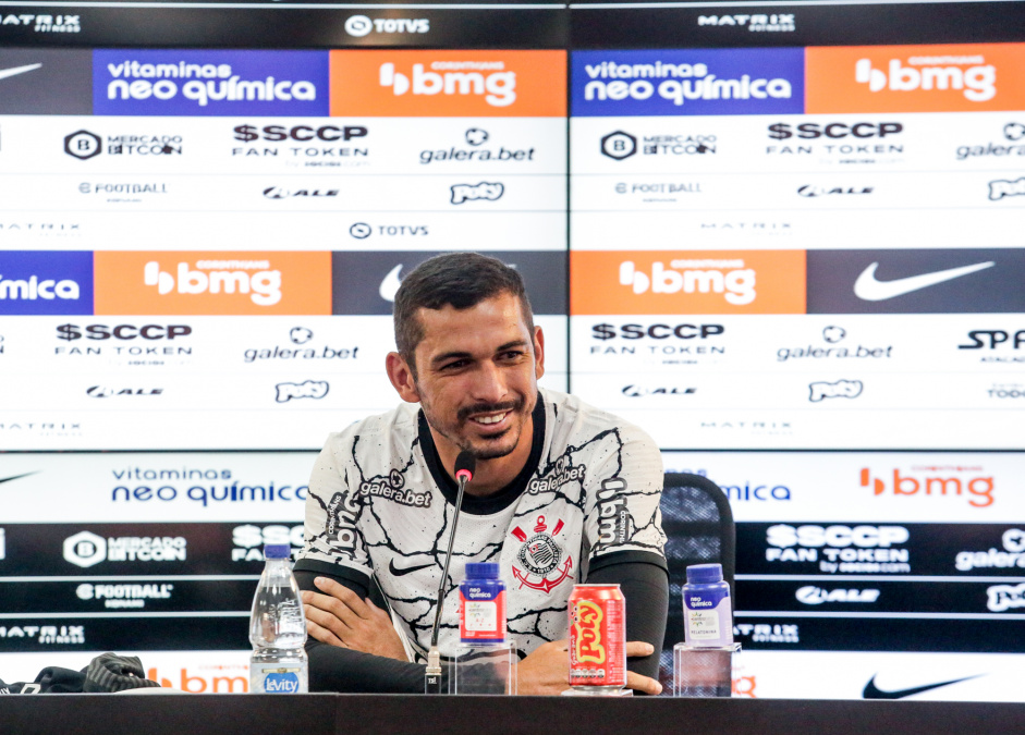 Bruno Melo assinou com o Corinthians até 31 de dezembro de 2022