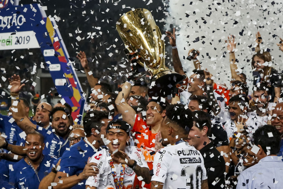 Corinthians busca o 31º título paulista de sua história