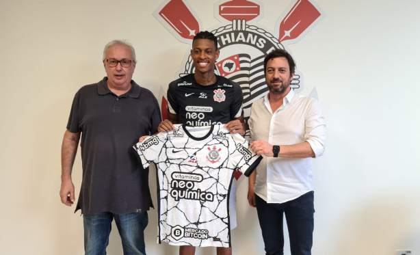 Robson Bambu é o novo reforço do Corinthians