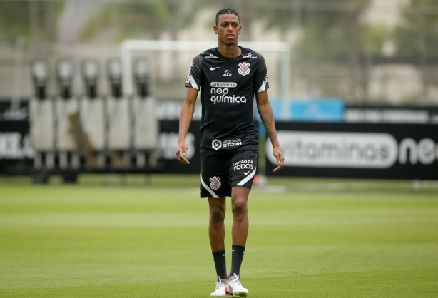 Robson Bambu j� jogou uma partida pelo Corinthians