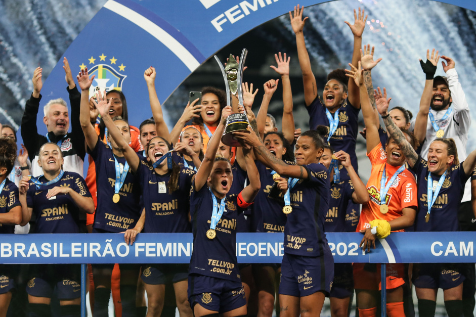 O Corinthians, que defende o ttulo de campeo brasileiro feminino, ter metade dos jogos iniciais televisionados pela Band