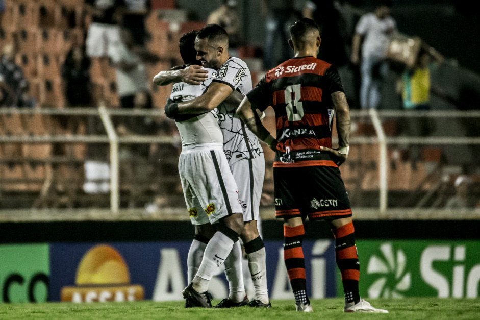 Paulinho fez o gol da vitria do Corinthians em Itu