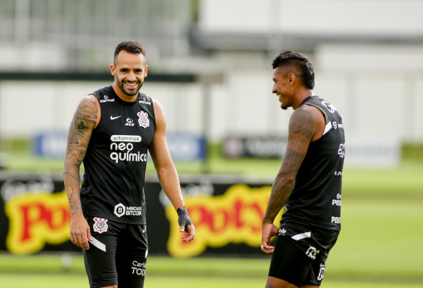 Renato Augusto e Paulinho v�o para o jogo contra o Mirassol