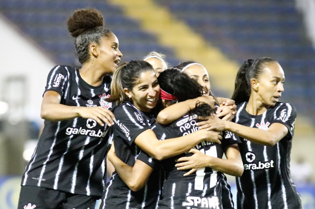 Corinthians chegou em amis uma final de campeonato ao bater o Rela Bras�lia
