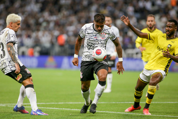 Corinthians venceu o S�o Bernardo pela s�tima rodada do Paulist�o 2022