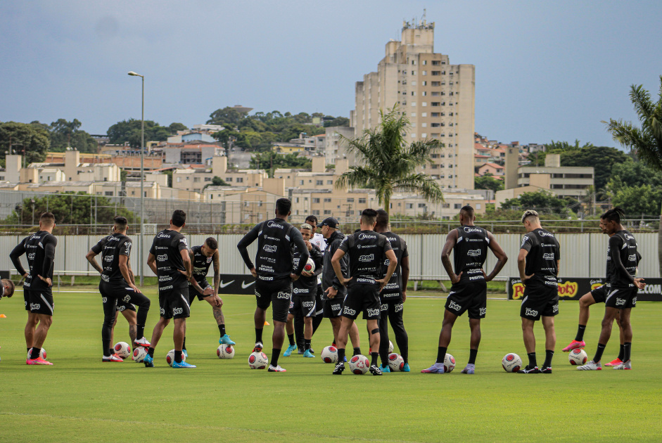 Corinthians voltou a treinar nesta quinta-feira